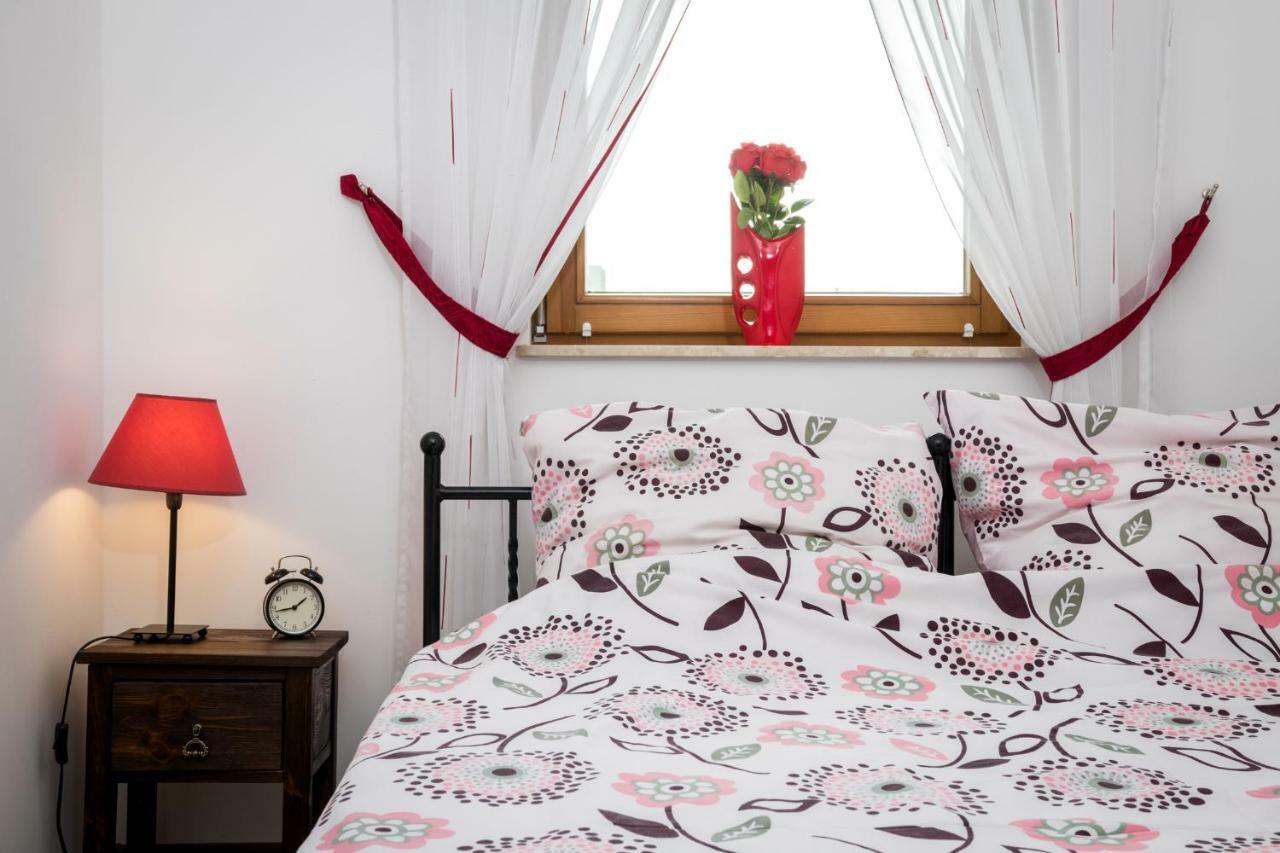 Passion4Cracow Apartment Красков Екстериор снимка